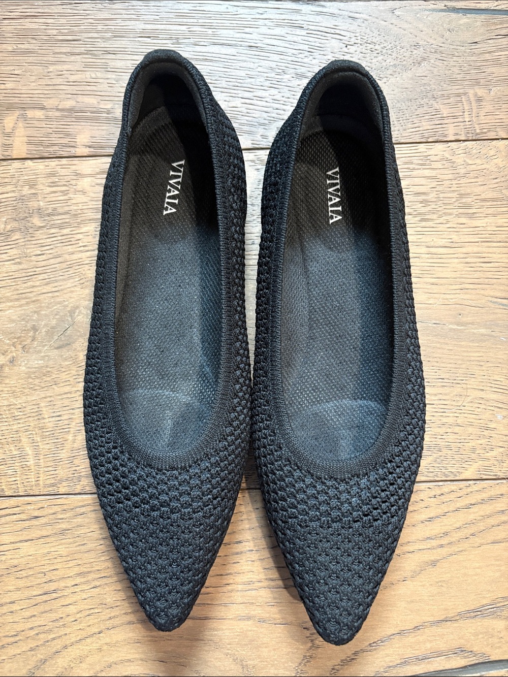 Vivaia Women’s Black Knit Pointed Ballet Flats